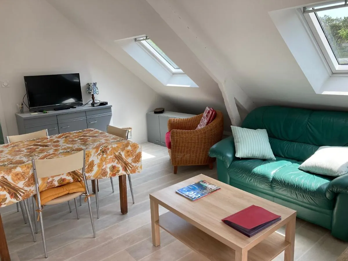 Appartement Dans Maison De Campagne Au Calme 라트리니트쉬르메르 0*,  프랑스